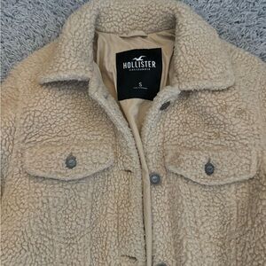 Hollister Jacket! Comfy and cute